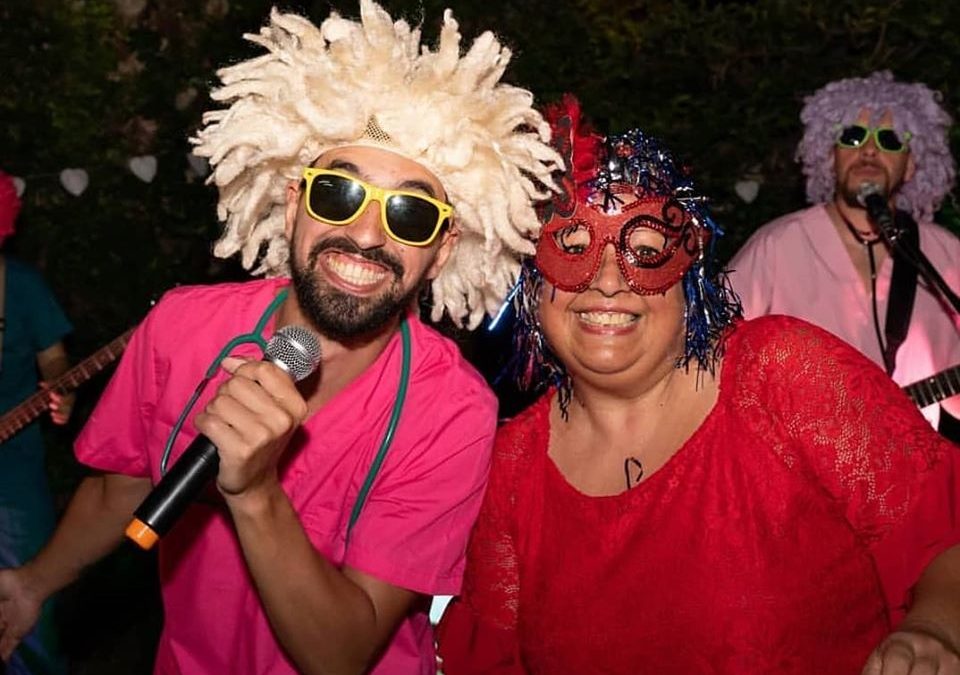 Banda en Vivo: La Celebración de Cumpleaños de 50 Años con Doctor Pachanga